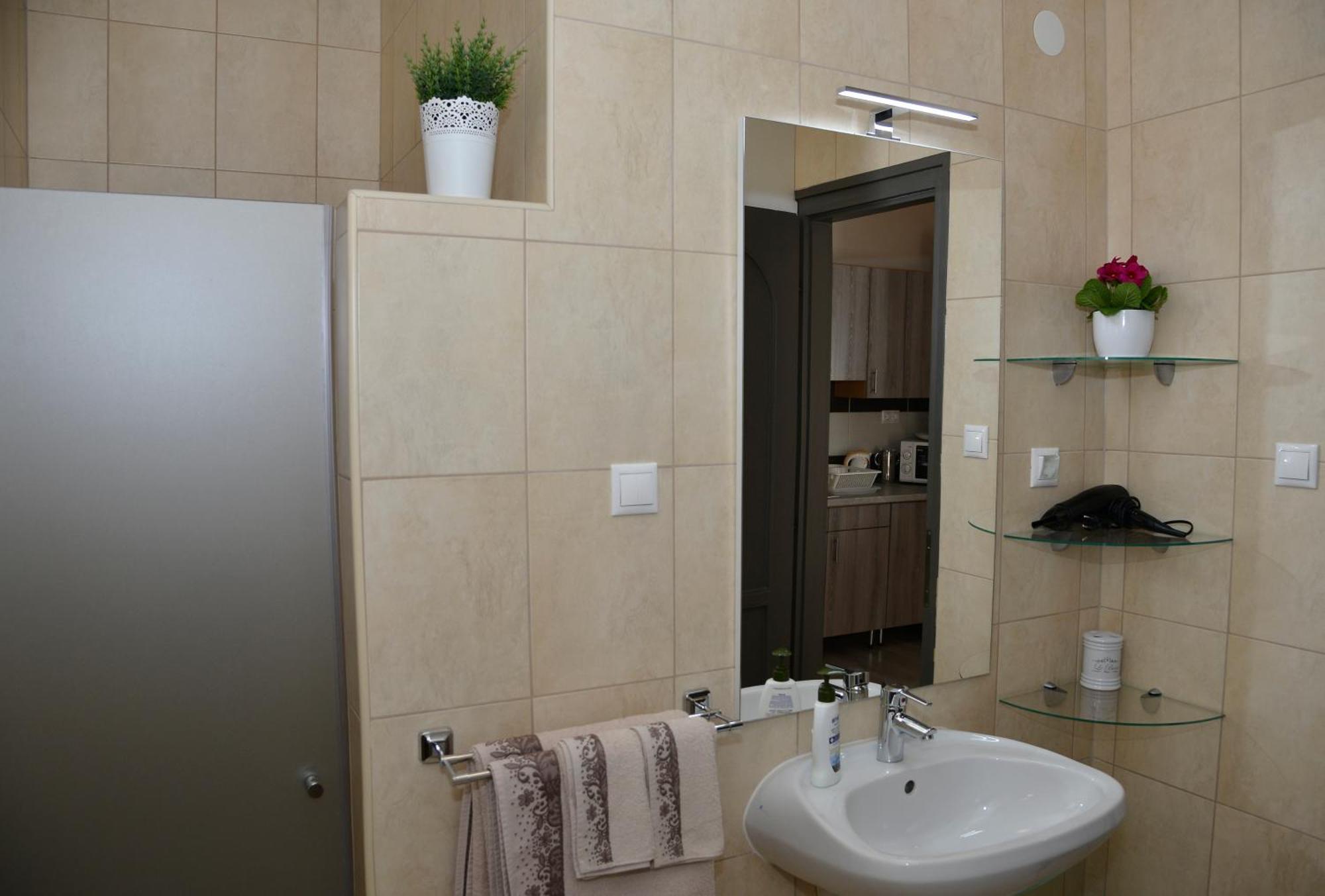 Crystal Apartment